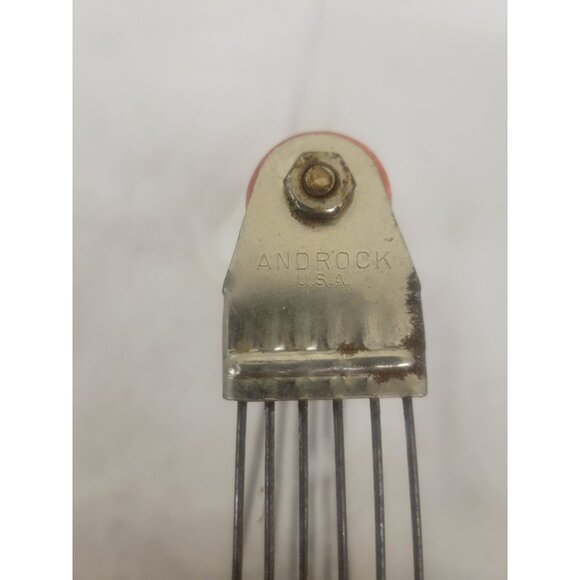 Vintage Pastry Cutter Androck USA with Orange Wood Handle - Picture 3 of 6